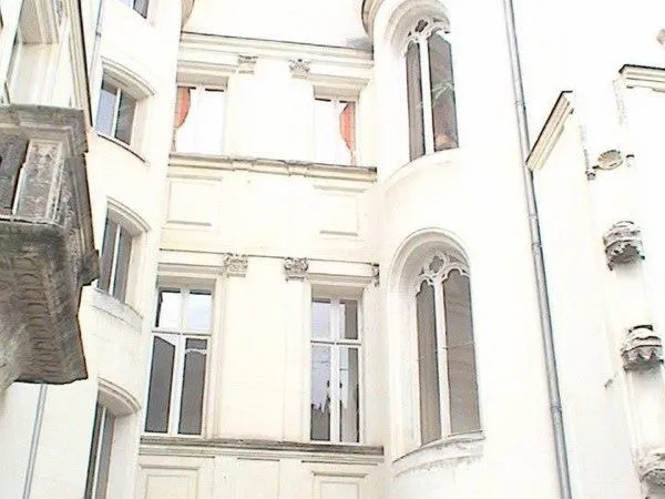 Vieux Tours , T3 de caractère - Dernier étage 72m2 de u sol