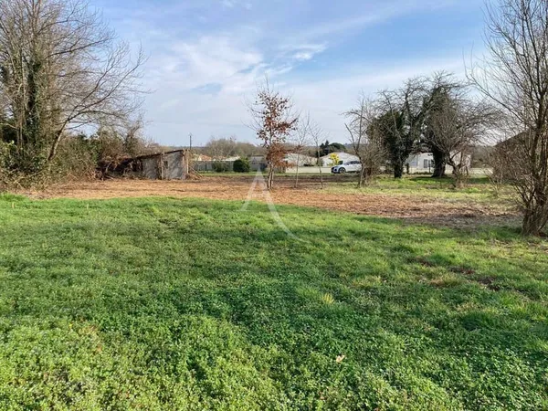 Terrain 1690 m²