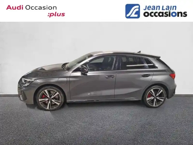 Audi A3 sportback 45 tfsie 245 s tronic 6 — photo 8