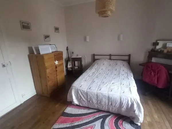 Chambre 1 pièce 12 m²