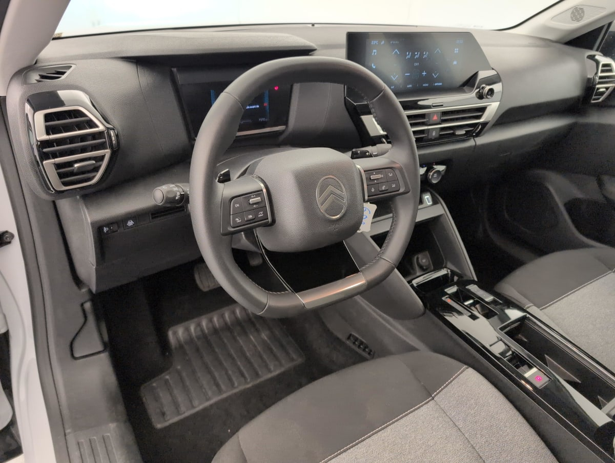 Citroën C4 — photo 15