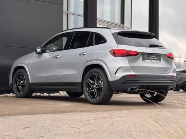 Mercedes Gla 200 d amg line — photo 3