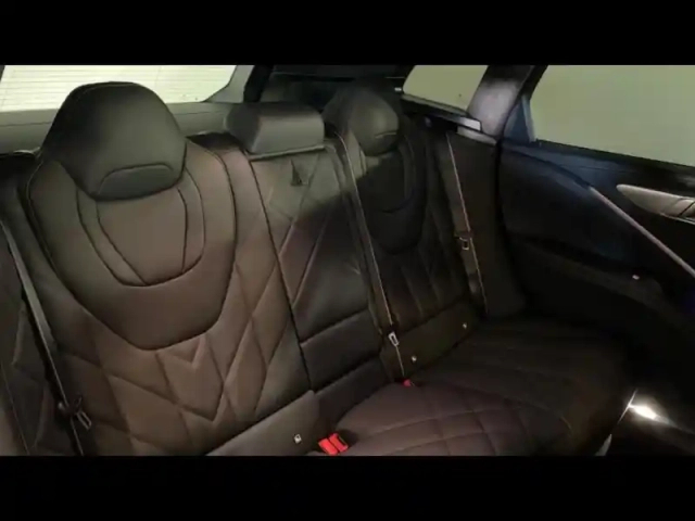 Bmw Xm 50e 3.0 476ch — photo 15
