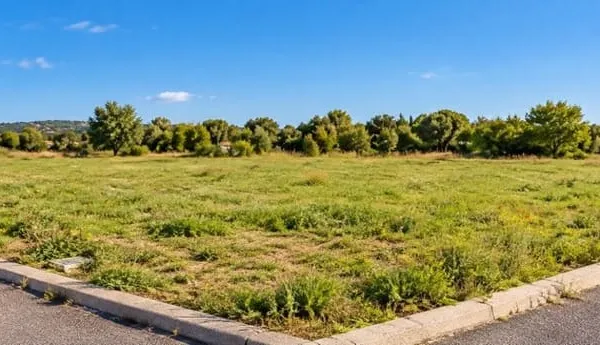 Terrain 214 m²