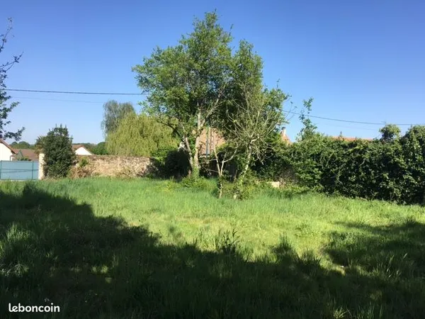 Terrain constructible 777 m2 Parigné-l'Evêque