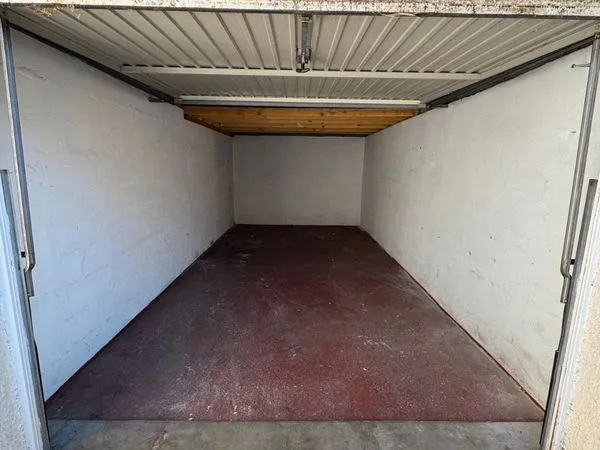 Garage box