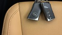 Lexus Nx 450h+ Luxe 4WD — photo 16