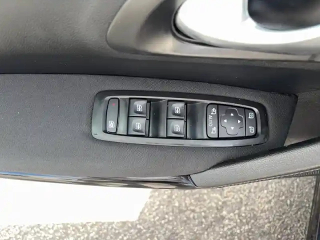 Renault Kadjar blue dci 115 edc business 5p — photo 11