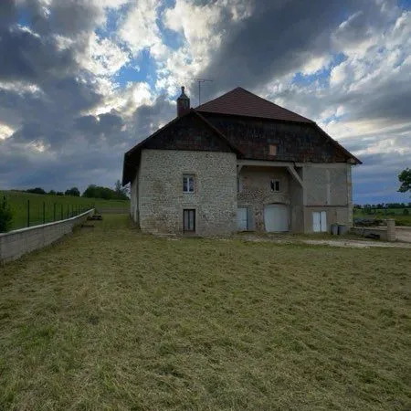 Maison individuelle de 517m2 habitable