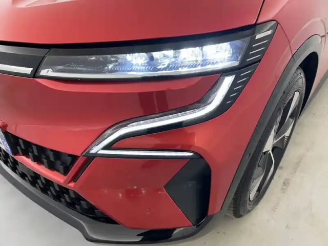 Renault Megane e-tech ev40 130ch standard charge — photo 83