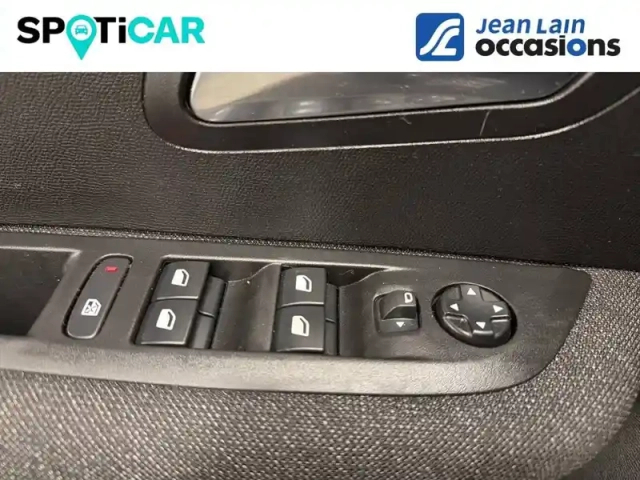 Peugeot 208 100 s&amp;s bvm6 — photo 22