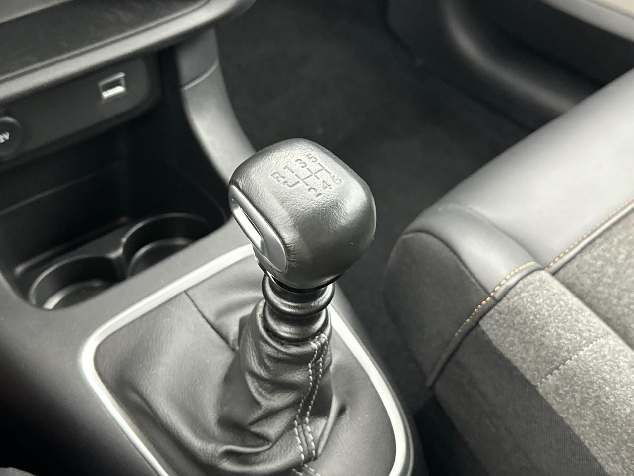 Citroën C3 puretech 110 s&s bvm6 shine — photo 27