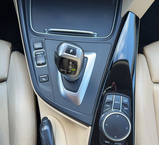 BMW Serie 3 Touring 318d 150 BVA8 - Business Design – 2018 – 153885 km – Diesel – Boîte Automatique — photo 23