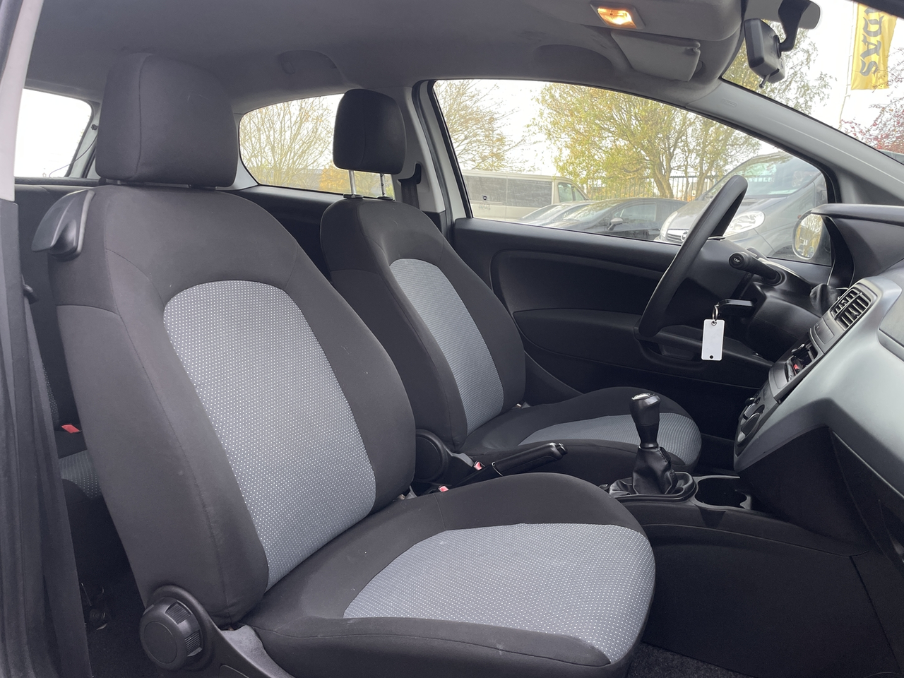 Fiat Grande punto 1.3 MULTIJET 16V 75CH CULT 3P occasion - Diesel - 2010 - 141 048 km - 4 990 € - Auneau (Eure-et-Loir) 992783481093 — photo 20