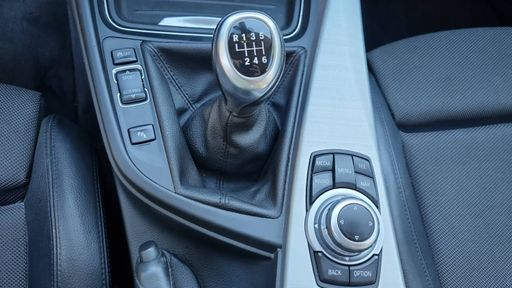 BMW Serie 3 316 d 116 - Modern – 2013 – 140456 km – Diesel – Boîte Manuelle — photo 4