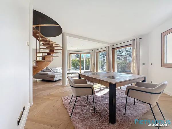 Villa 5 pièces 189 m²