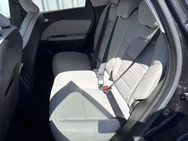 Renault Captur 1.3 tce 130ch fap initiale paris edc — photo 9