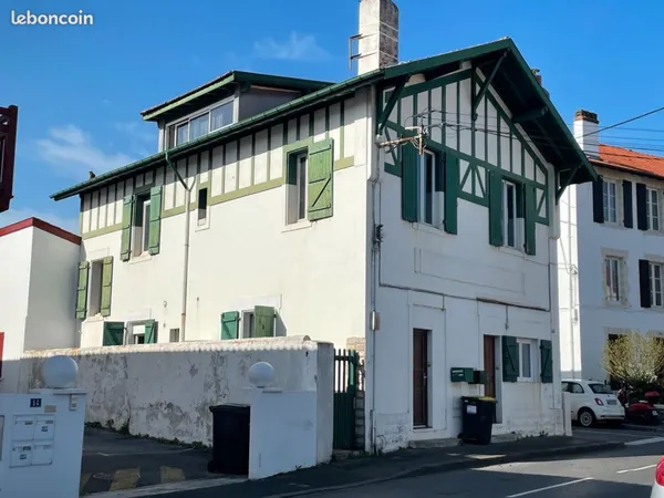 BIARRITZ ? T2 30,10m² + TERRASSE PRIVATIVE 16,81 m²