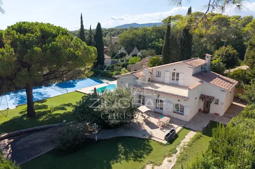 Villa 6 pièces 170 m²