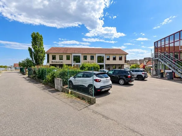 À VENDRE ? LOCAL COMMERCIAL DE 171,07 m² À VIEUX-THANN