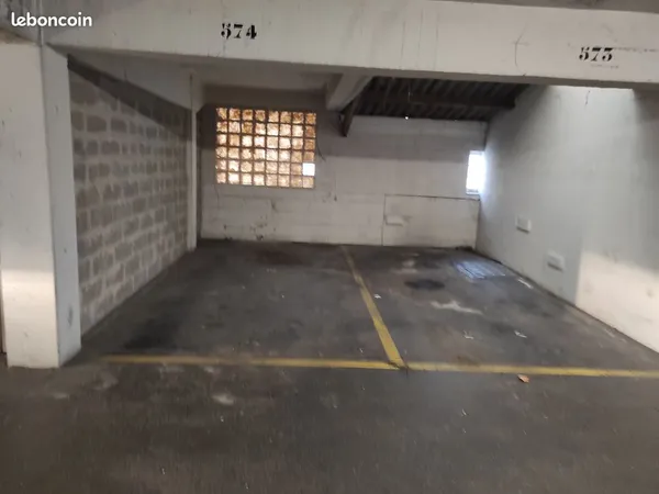 Garage et parking Location Bayonne 62€