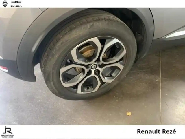 Renault Captur 1.0 tce 90ch techno — photo 8