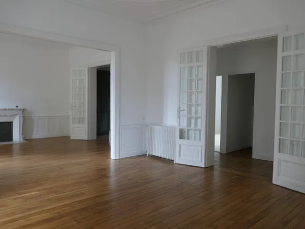 Appartement 5 pièce(s) 3 chambre(s) 108.5 m²