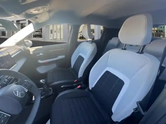 Citroën C3 1.2 turbo 100ch max — photo 9
