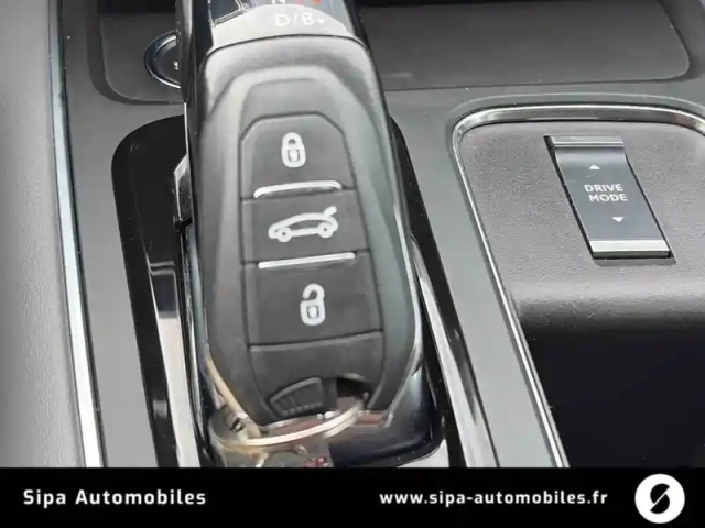 Citroën C5 Aircross hybride rechargeable 225 e-eat8 — photo 15