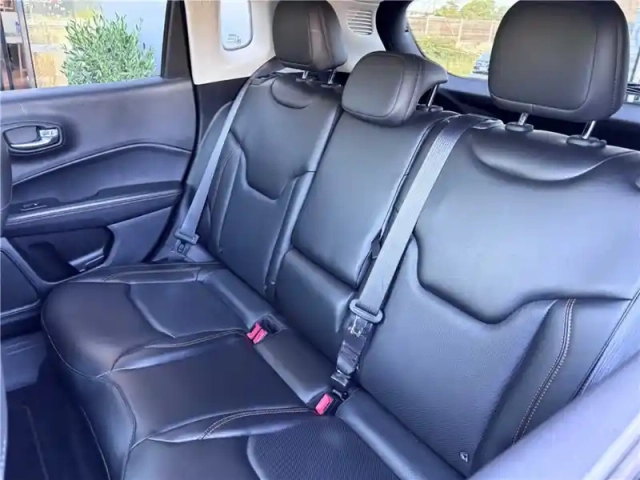 Jeep Compass 2.0 i multijet ii 140 ch active drive bva9 — photo 16