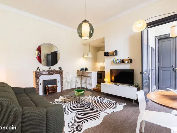 Appartement meublé de caractère - Centre historique de La Rochelle