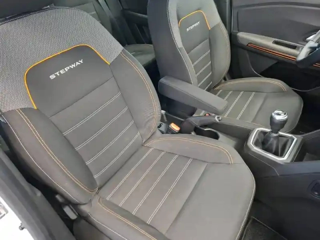 Dacia Sandero eco-g 100 — photo 9