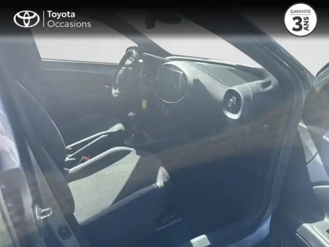 Toyota Aygo X 1.0 vvt-i 72ch dynamic my24 — photo 6