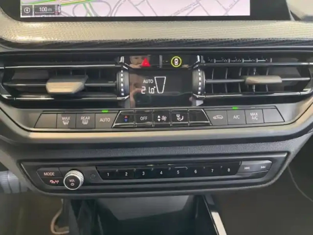Bmw Serie 1 série 1 116ia 109ch edition sport dkg7 — photo 12