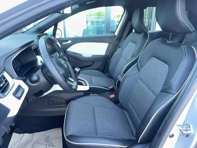 Renault Clio tce 90 - 21n — photo 10
