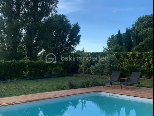 Maison 7 pièces 184 m²