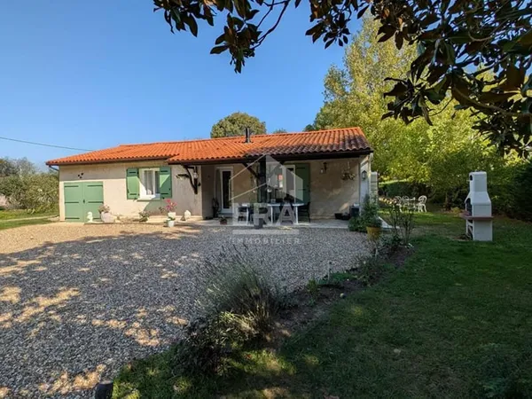 Maison de plain pied à vendre à Montpon-Ménestérol 3 pièces 78 m2