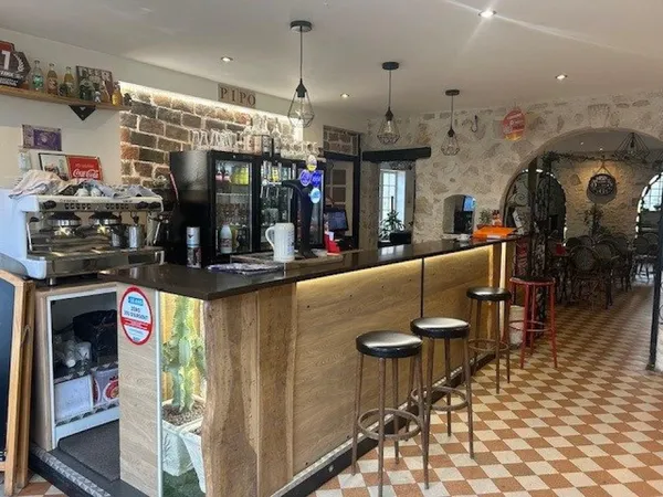 Bureaux 3 pièces 250 m²