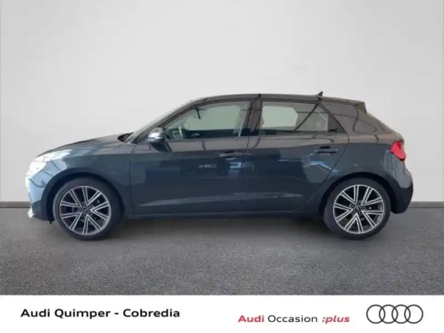 Audi A1 sportback 25 tfsi 95ch design s tronic 7 — photo 3