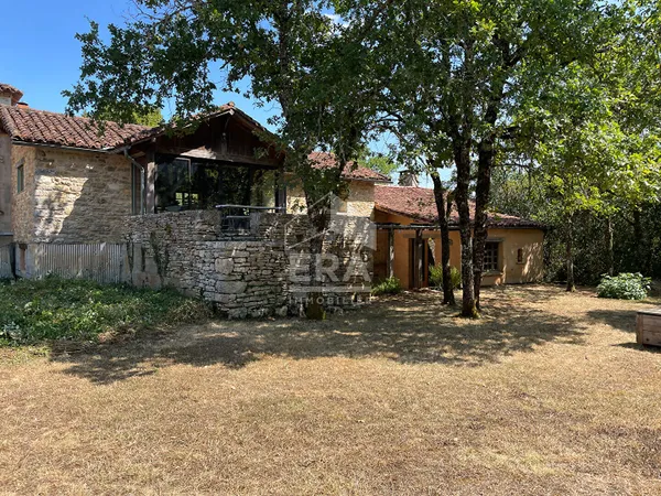 Maison 7 pièces 221 m²