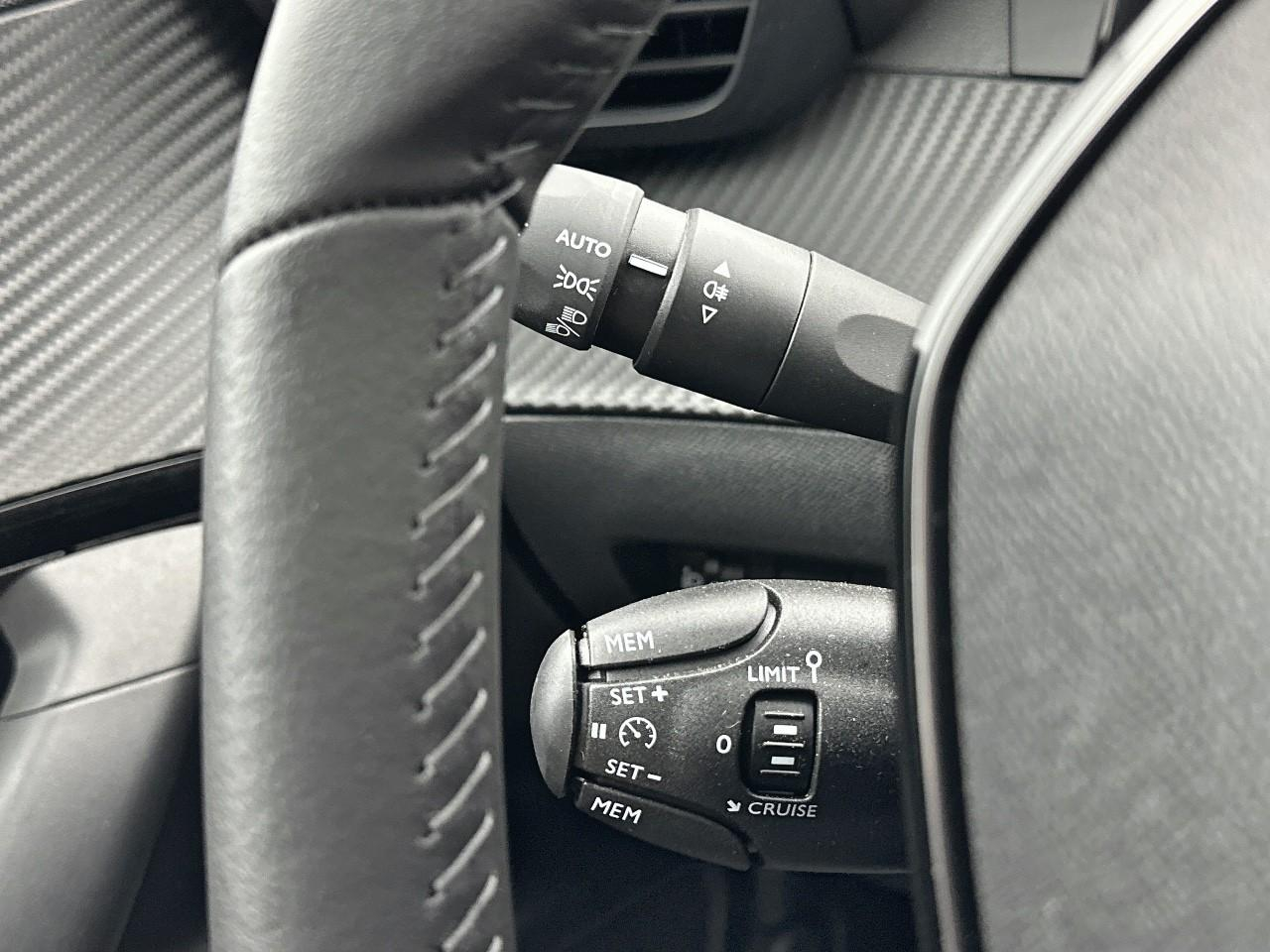 Peugeot 2008 100 s&s bvm6 style — photo 17