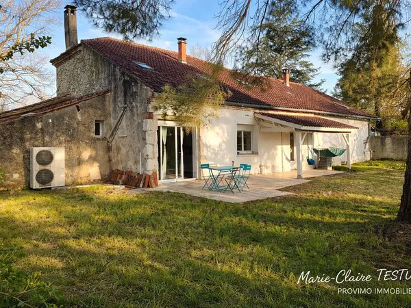 Maison T5 de caractère 185 m2 - 2 garages