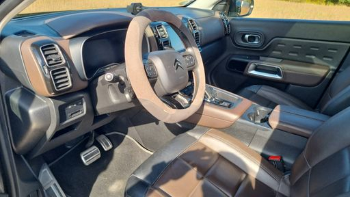 Citroen C5 Aircross 1.5 BlueHDi 130 EAT8 - Shine Pack – 2019 – 117051 km – Diesel – Boîte Automatique — photo 29