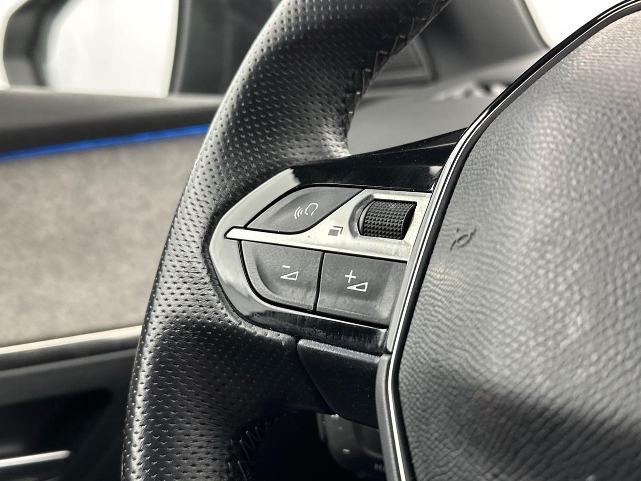 Peugeot 3008 hybrid 225 e-eat8 gt — photo 18