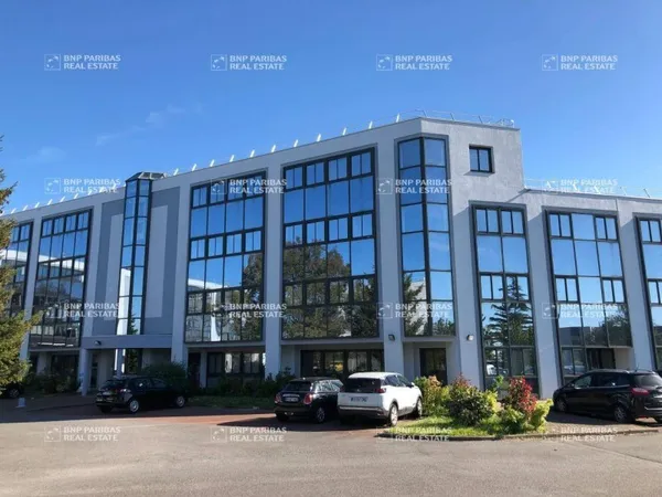 Bureaux 82 m²