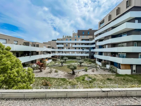Studio 1 pièce 22 m²