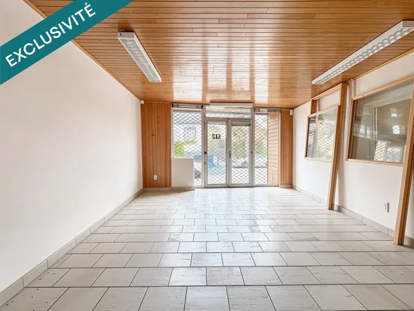 Bureaux 14 pièces 481 m²