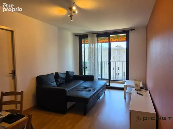 FAC, grand appartement T5
