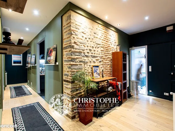 Appartement 5 pièces 140 m²
