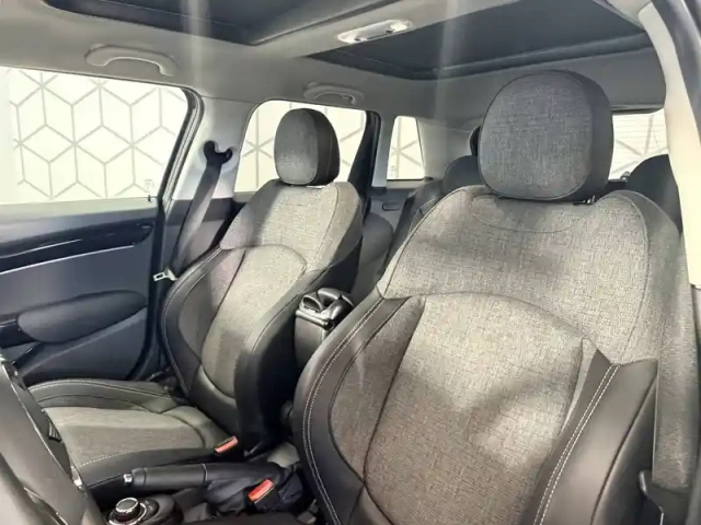 Mini Mini hatch 5 portes cooper 136 ch dkg7 — photo 100
